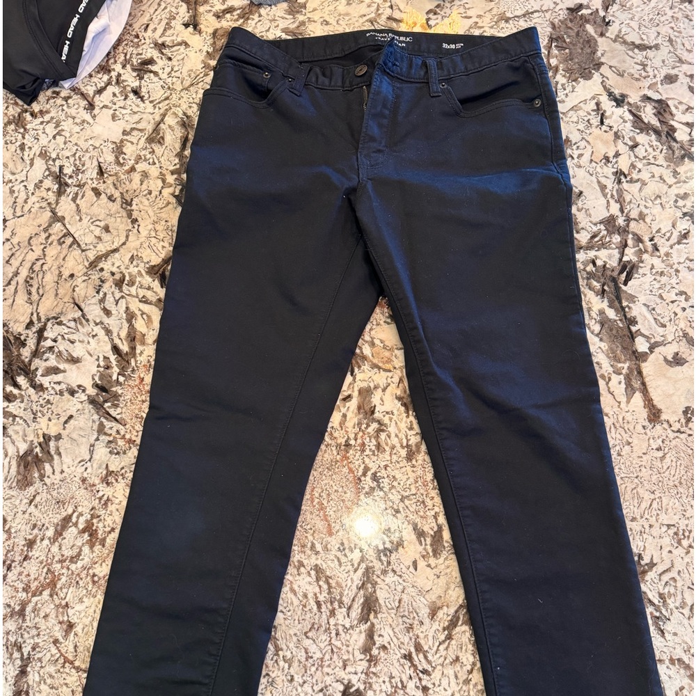 Banana Republic black travel jean 32x30